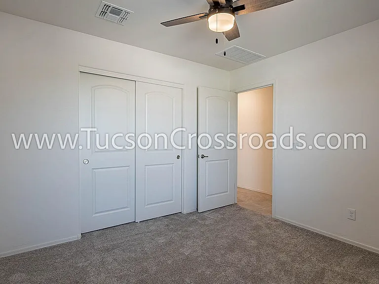 10611 Halsey Dr — Photo 25