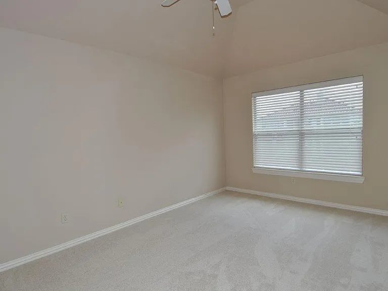 2055 Spring Cedar Ln — Photo 17
