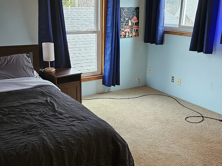 24223 NE Oregon St — Photo 2