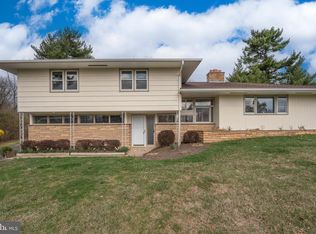 1435 N Trooper Rd, Norristown, PA 19403