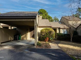 30 Lake Pinehurst Villas Rd, Pinehurst, NC 28374