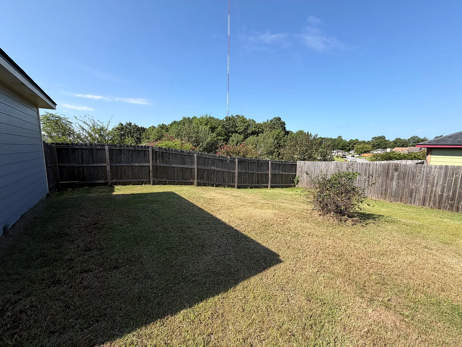 3 bed, 2.0 bath, 1449 sqft, $1,395 — Photo 4
