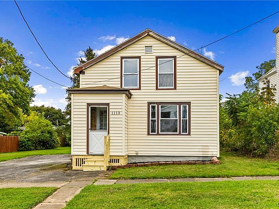 2nd image of 1113 Leeds St