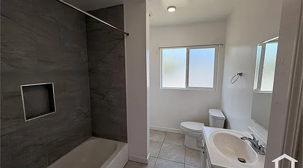 3922 Hillcrest Dr #A — Photo 11