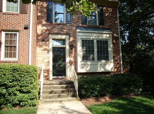 10501 Grove Ridge Pl, N Bethesda, MD 20852