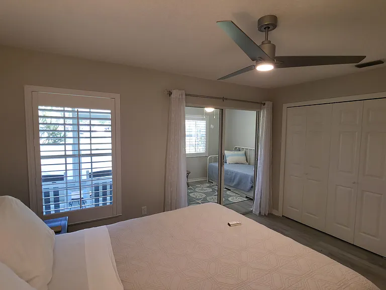 7042 Woodside Oaks Cir — Photo 14