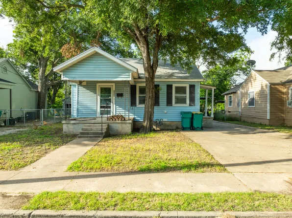 2004 Saunders St, Gatesville, TX 76528