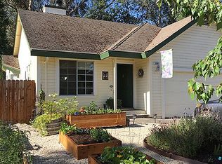 5084 Charmian Dr, Santa Rosa, CA 95409