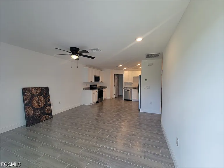 2156 Edison Ave — Photo 9