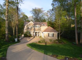 11604 Luvie Ct, Potomac, MD 20854