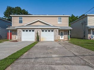 2125 Tom St, Navarre, FL 32566