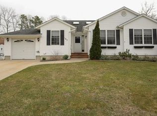 185 Atlantis Ave, Manahawkin, NJ 08050