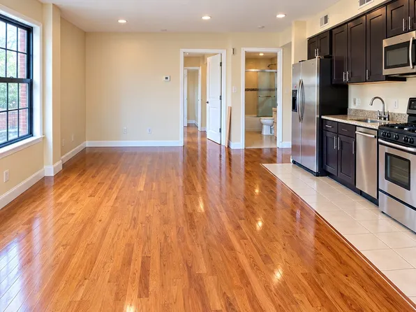 8716 Avon St APT 3B, Jamaica, NY 11432