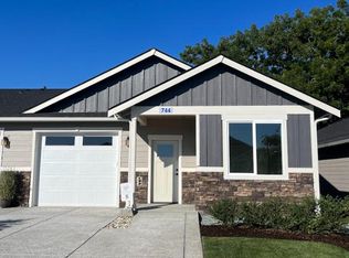 744 Parkland Loop, Sedro Woolley, WA 98284