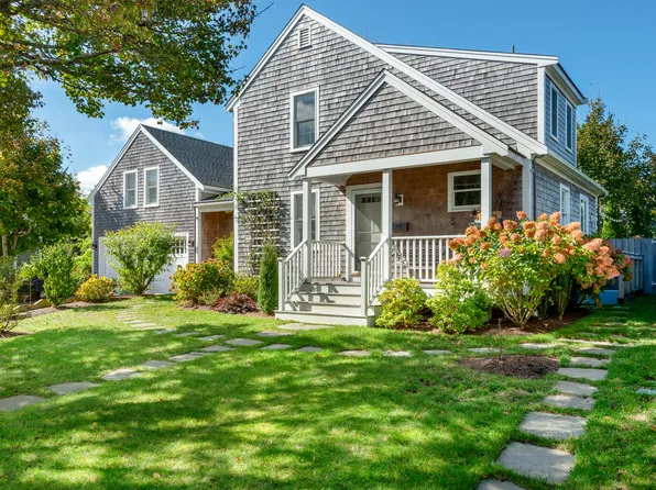 5 Gardner Perry Ln, Nantucket, MA 02554