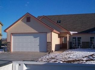 518 Stonedale Dr, Manhattan, KS 66503
