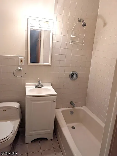 2 bed, 1.0 bath, 600 sqft, $1,950 — Photo 4