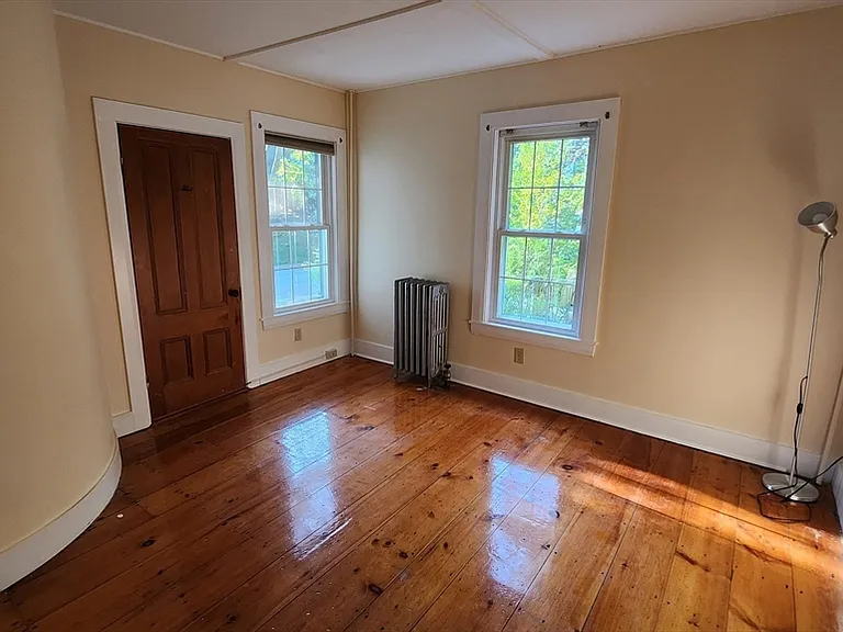 12 Mayhew St #1 — Photo 10