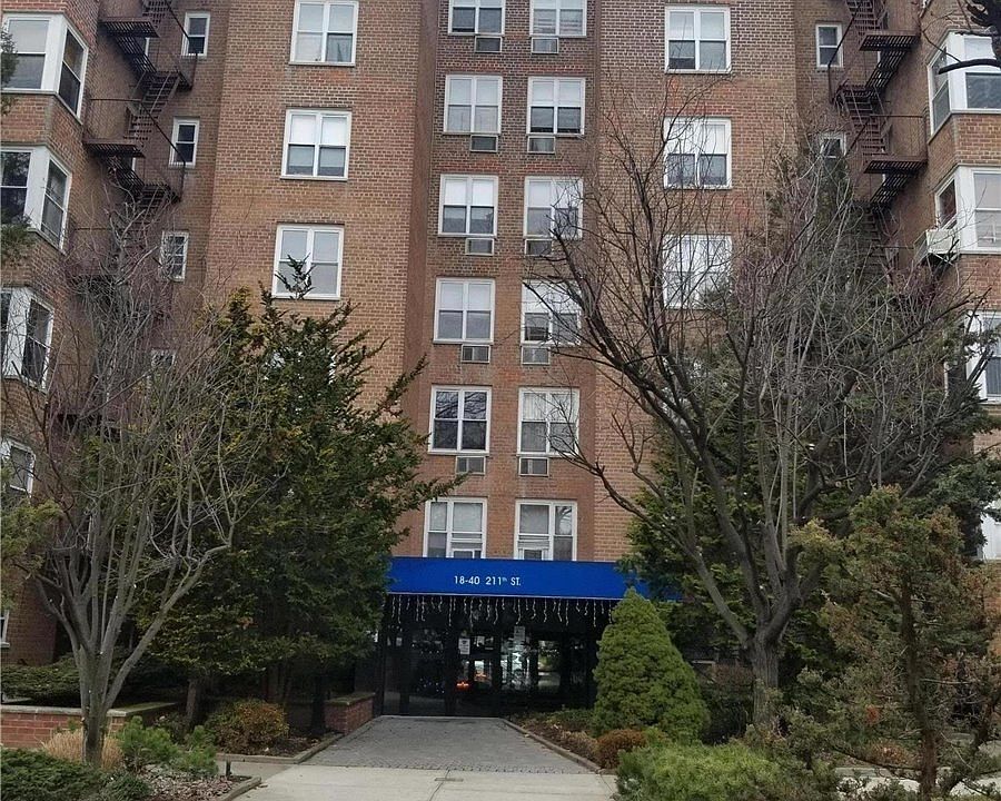 18 40 211th St Apt 5k Bayside Ny 11360 Mls 3326954 Zillow