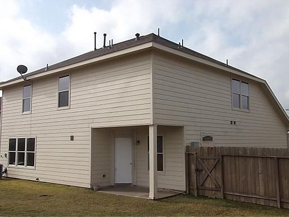 3rd image of 14226 Alaman Dr