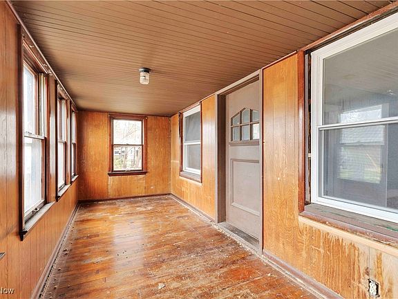2nd image of 6553 Newman Ave