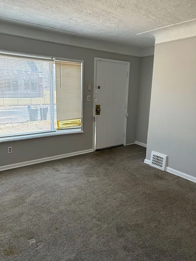 Cozy 3 bedroom bungalow — Photo 2