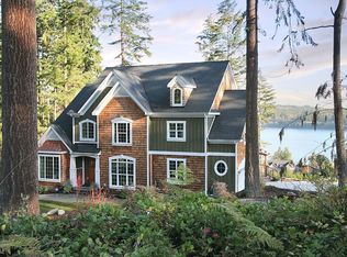 5137 Honeymoon Bay Rd, Freeland, WA 98249