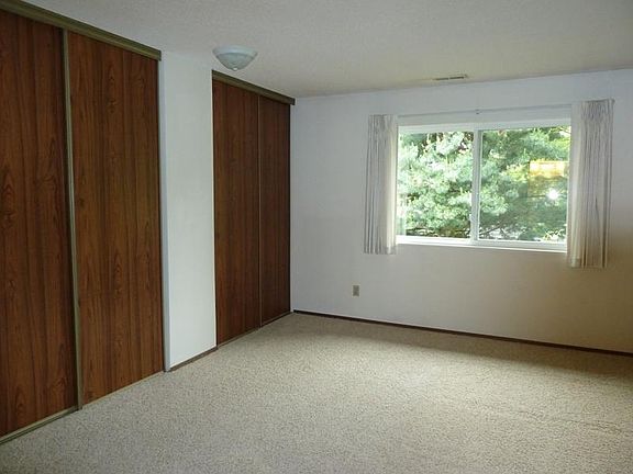 4th image of 16516 NE 85th St