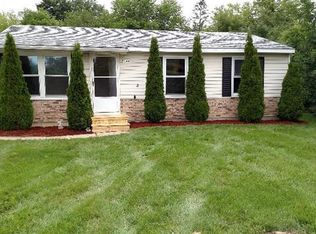 2144 Champagne Dr, Ann Arbor, MI