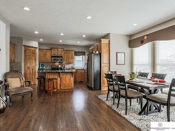 5th image of 3959 S 184th Ave