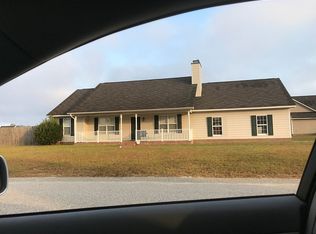 132 Belmont Dr, Raeford, NC 28376