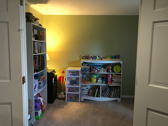 5th image of 17550 Fairlawn Dr
