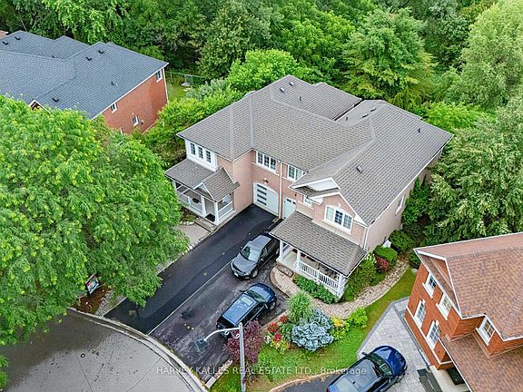 3rd image of 2120 Erin Gate Blvd