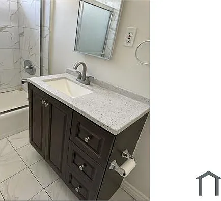 14741 Vanowen St — Photo 4