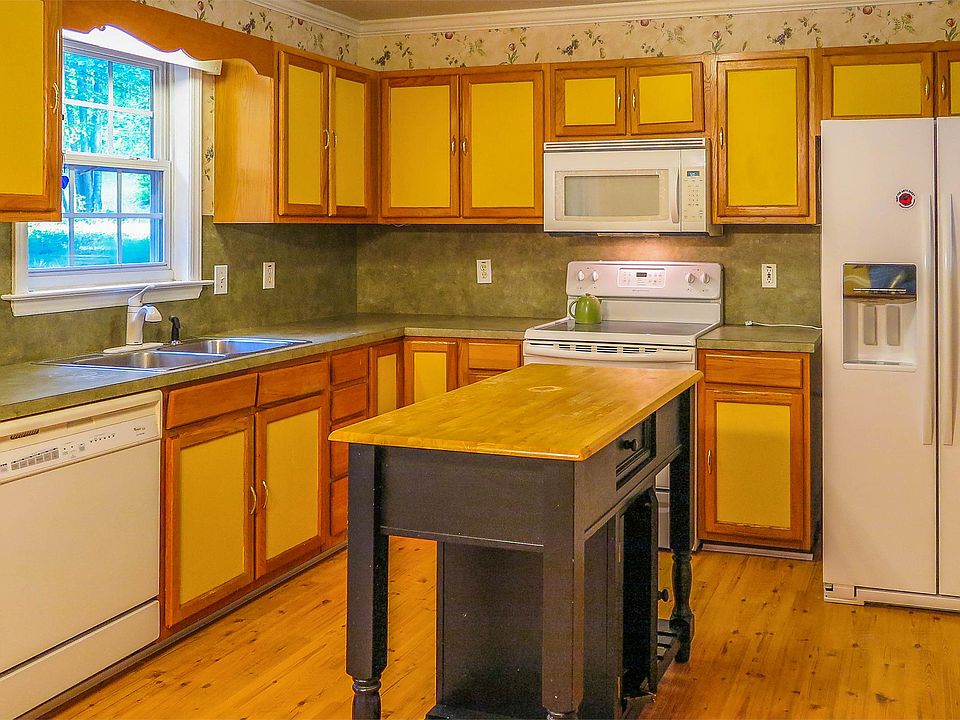 2nd image of 8320 Creedmoor Dr