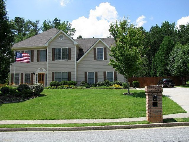 Incredible 1/2+ Acre Home in Lawrenceville, GA $189,900