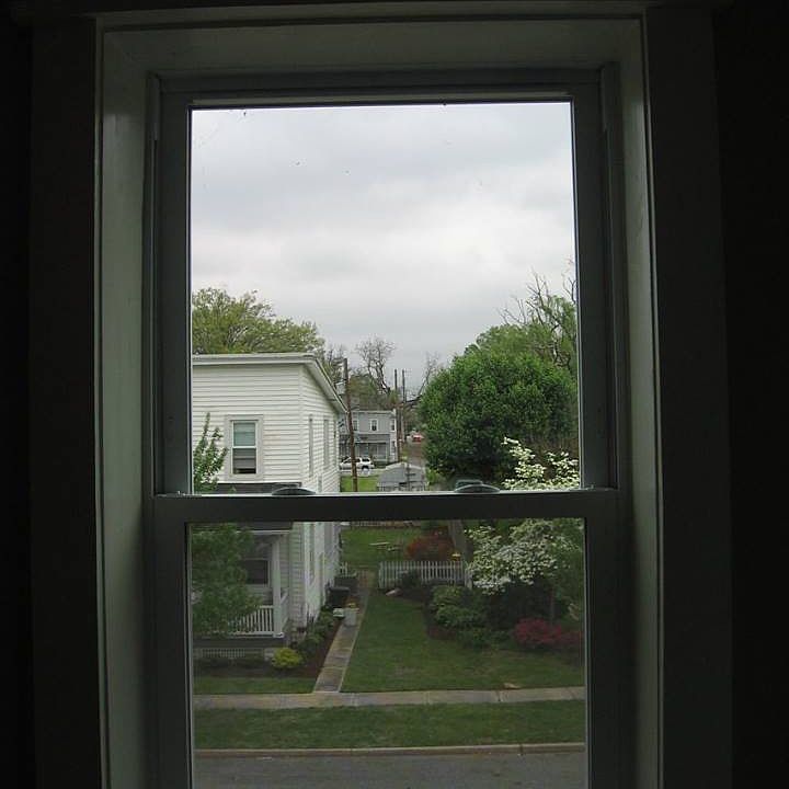 2nd image of 622 Fountain St