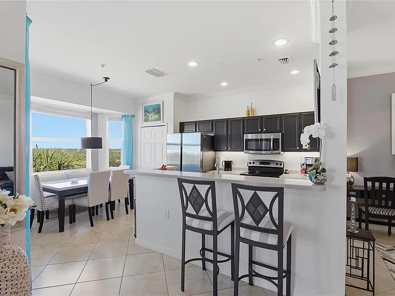 8105 Grand Estuary Trl #402 — Photo 15