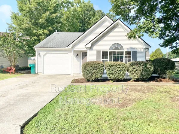 145 Bridle Ln, Newport News, VA 23608