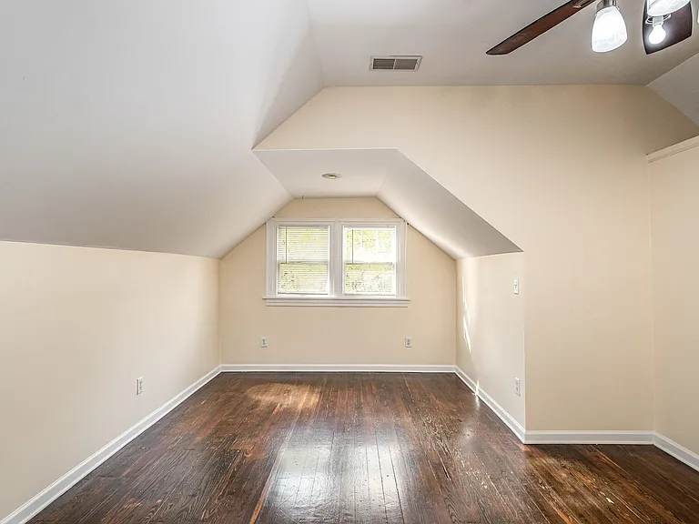 1337 Meridian St — Photo 14