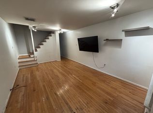 129 Mountain St, Philadelphia, PA 19148