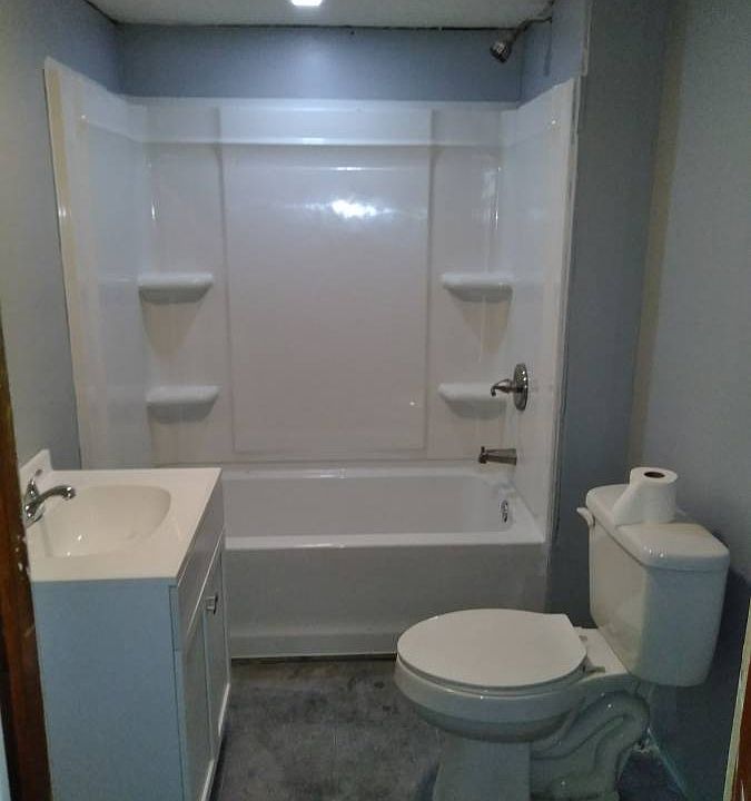 1st image of 109 Lyles Ln