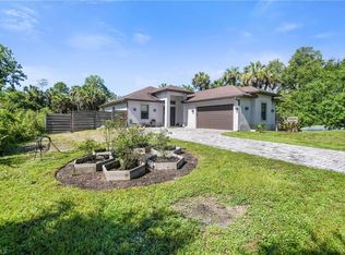 2760 20th Ave NE, Naples, FL 34120