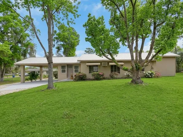 4611 Grand Ave, De Leon Springs, FL 32130