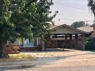 704 N Garden St, Visalia, CA 93291