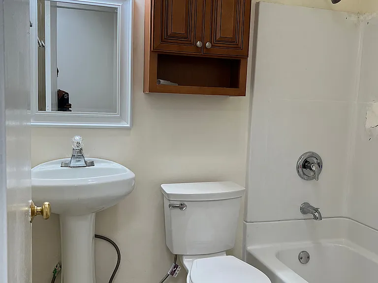 1035 Magnolia Ave #5 — Photo 8