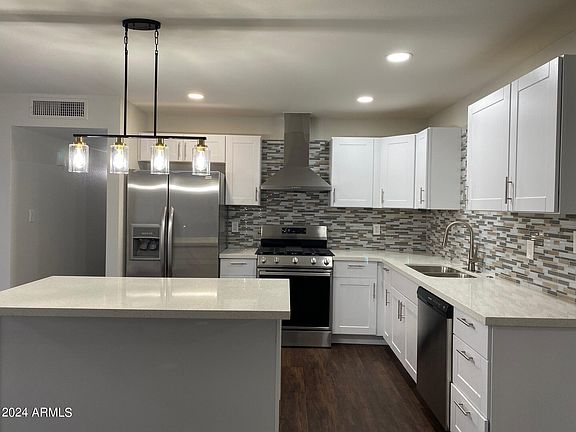 5th image of 307 E CHOLLA Street