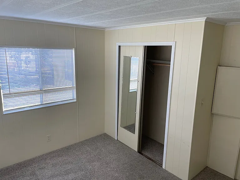 3811 Midway Dr — Photo 9