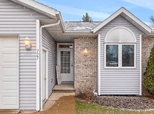 727 Warbler Ln, Stevens Point, WI 54482