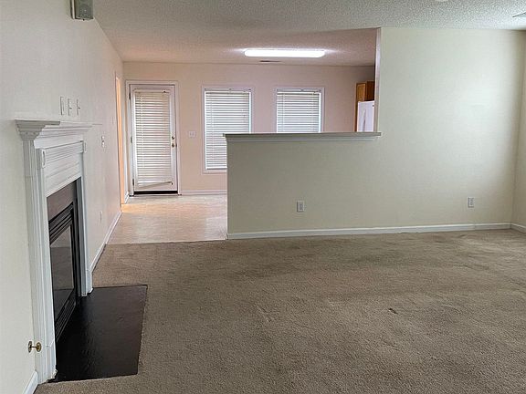 5th image of 255 Timbermill Dr